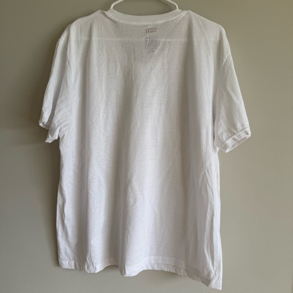 Levi's v neck t shirt - Picture 4 of 5